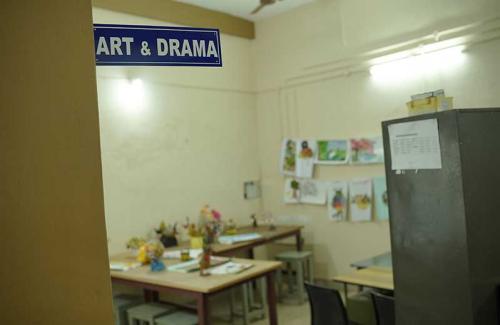 Art_room_2